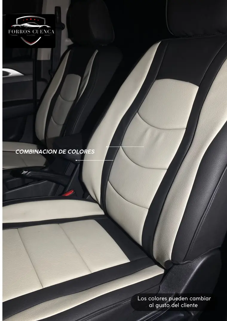 Forros en cuerina blanca en los asientos delanteros de un auto